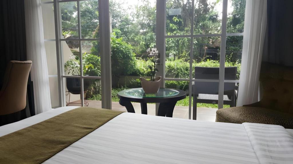 The Mirah Hotel Bogor Exteriér fotografie